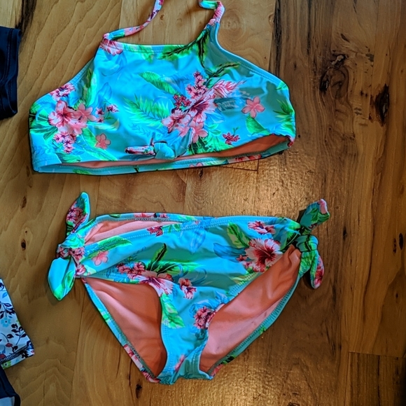 Swim bundle - Picture 2 of 4